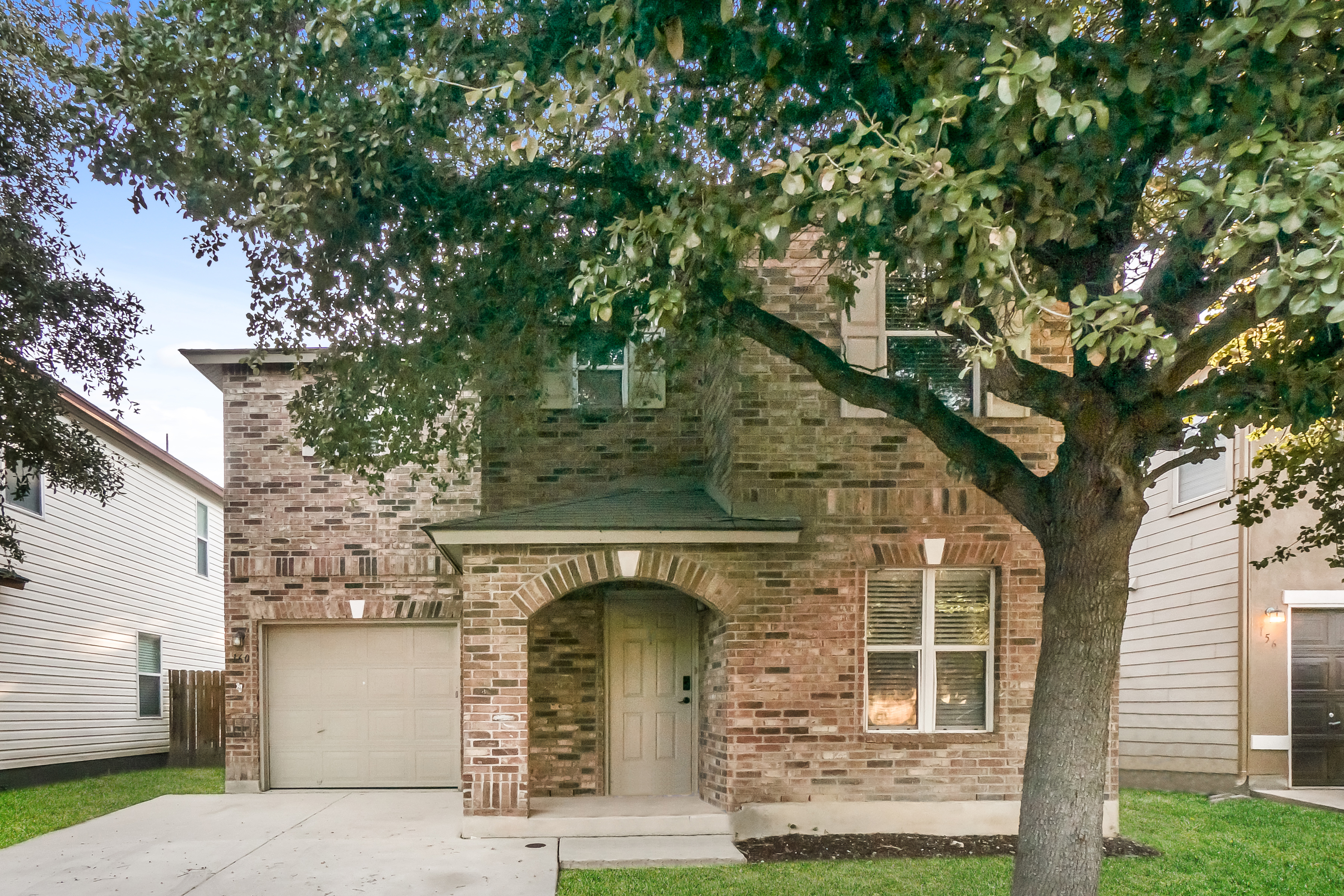 160 Booker Palm San Antonio, TX 78239
